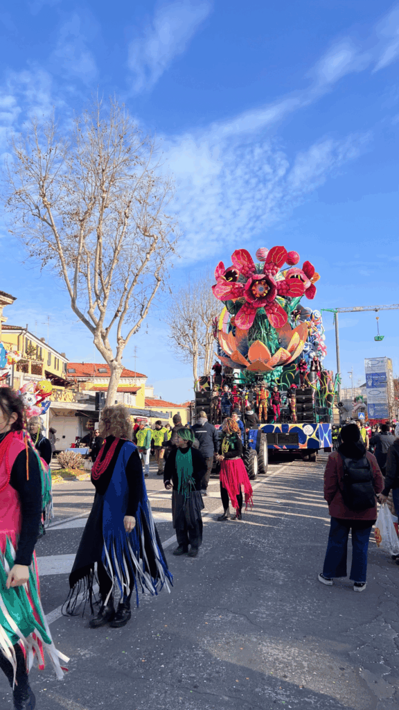 Detalhes dos carros alegóricos