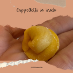 Cappelletti in brodo