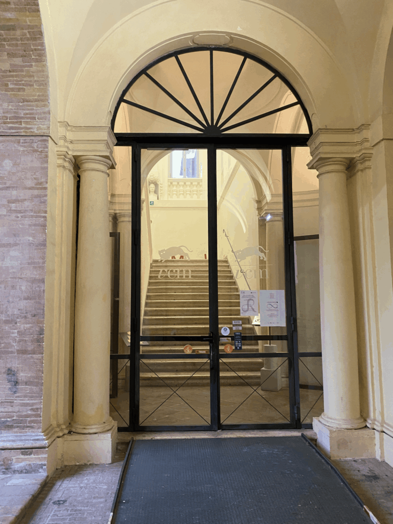 Porta de ingresso do Museu