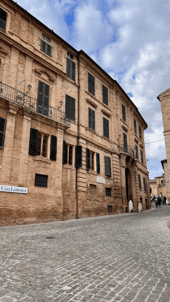 Palácio Leopardi, casa museu