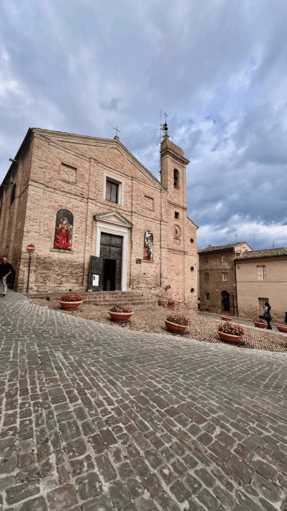 Praça Sabato del Villaggio
