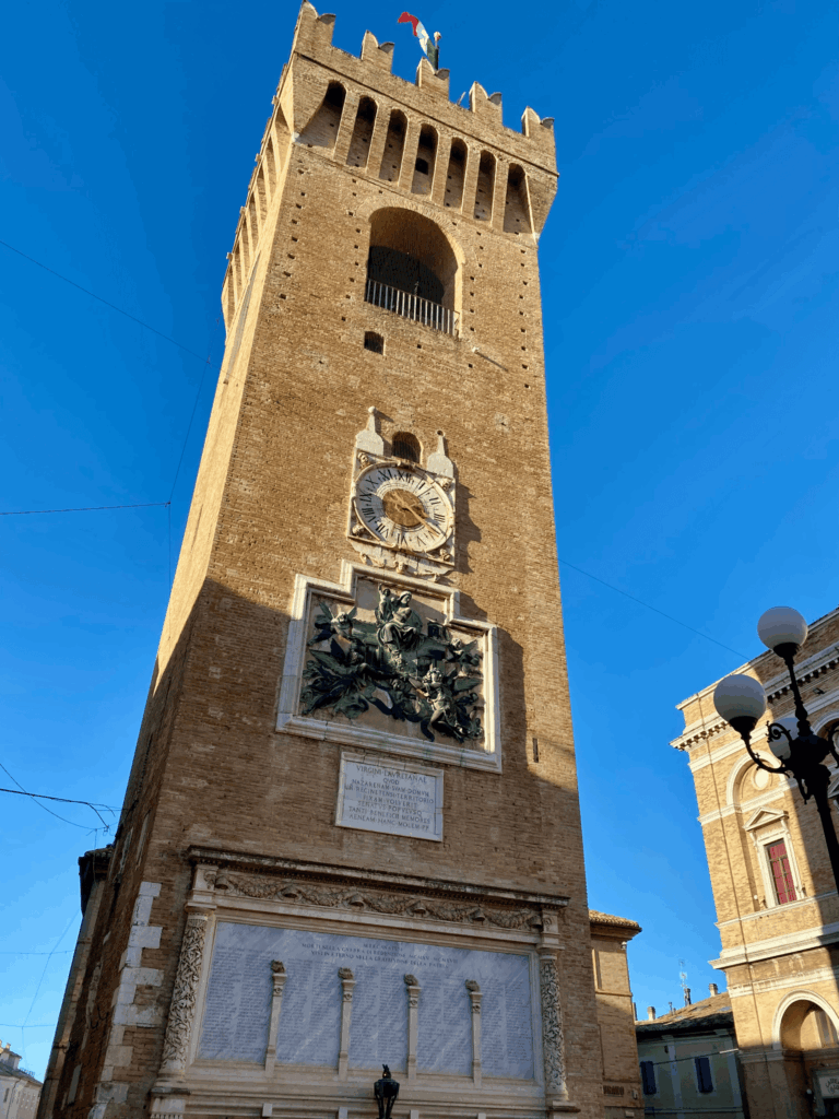 Torre do Burgo e a sua parte interna