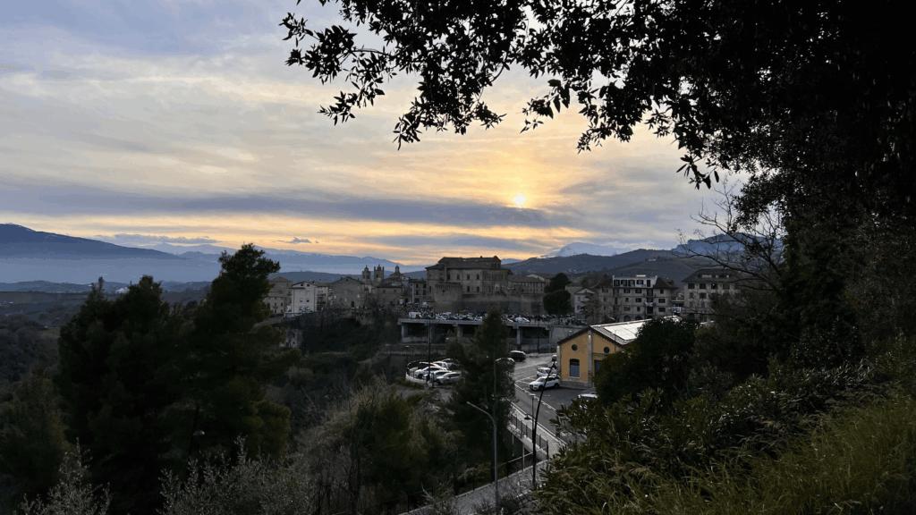 Vista Panorama da cidade de Offida