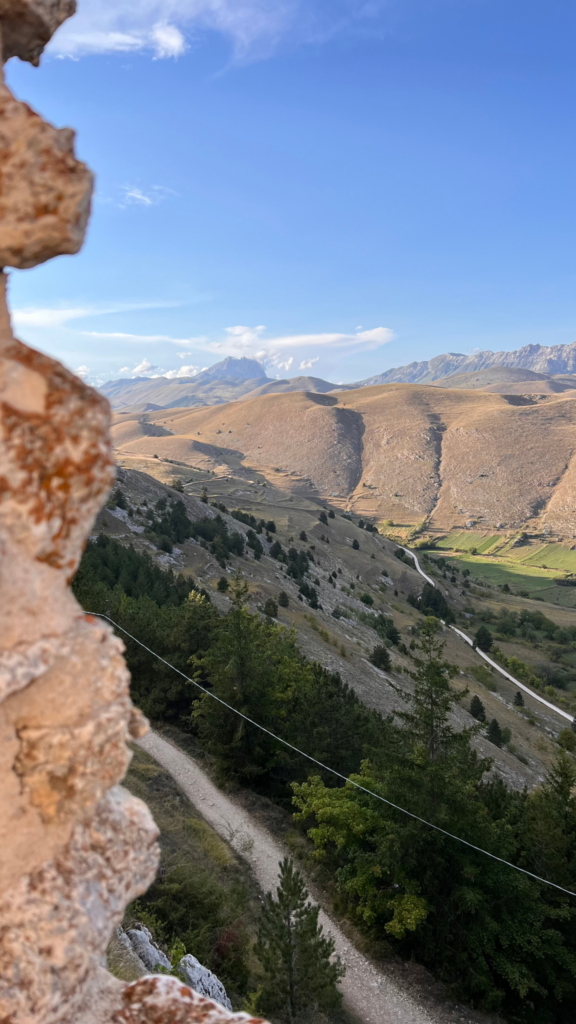 Panorama das montanhas entorno a Rocca